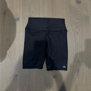 Alo Bike Shorts 7 inch